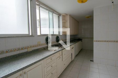 Apartamento à venda com 360m², 4 quartos e 2 vagasCozinha