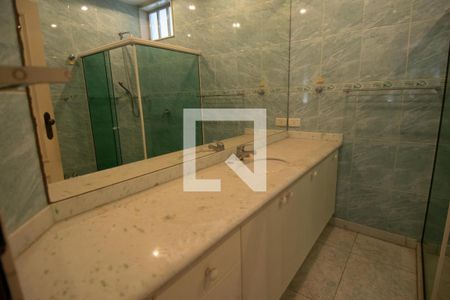 Apartamento à venda com 360m², 4 quartos e 2 vagasBanheiro 3