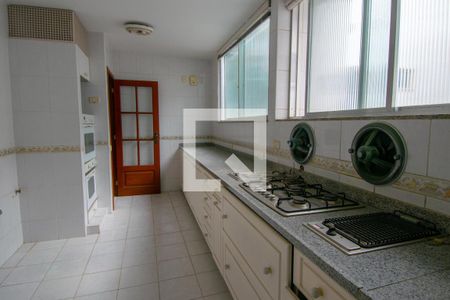 Apartamento à venda com 360m², 4 quartos e 2 vagasCozinha