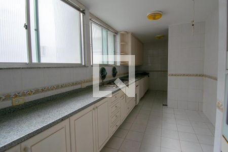 Apartamento à venda com 360m², 4 quartos e 2 vagasCozinha