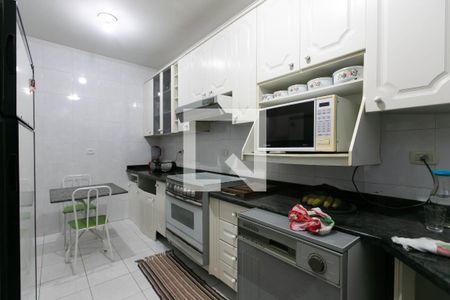 Casa à venda com 93m², 3 quartos e 2 vagas Casa à venda com 93m², 3 quartos e 2 vagasCozinha