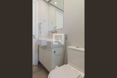 Apartamento para alugar com 62m², 2 quartos e 2 vagasBanheiro