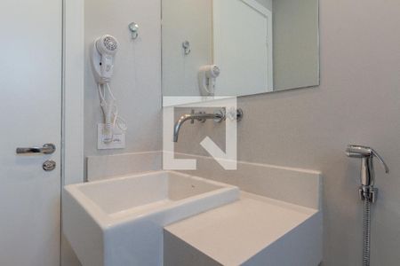 Apartamento para alugar com 62m², 2 quartos e 2 vagasBanheiro