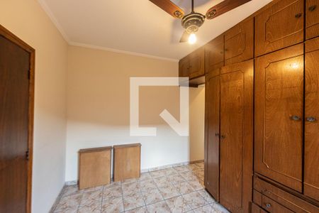 Casa à venda com 200m², 4 quartos e sem vaga Casa à venda com 200m², 4 quartos e sem vagaQuarto 2