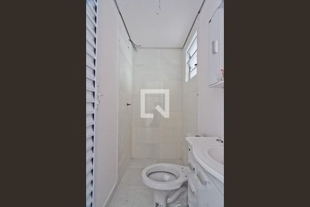 Casa de condomínio para alugar com 30m², 1 quarto e sem vaga Casa de condomínio para alugar com 30m², 1 quarto e sem vagaBanheiro