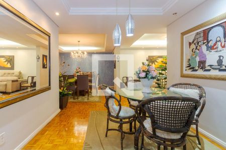 Sala de Jantar de apartamento à venda com 3 quartos, 156m² em Jardim Lindóia, Porto Alegre
