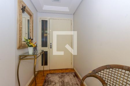 Hall de Entrada de apartamento à venda com 3 quartos, 156m² em Jardim Lindóia, Porto Alegre