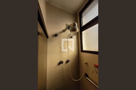 Casa à venda com 325m², 5 quartos e 5 vagasBanheiro da Suíte 4