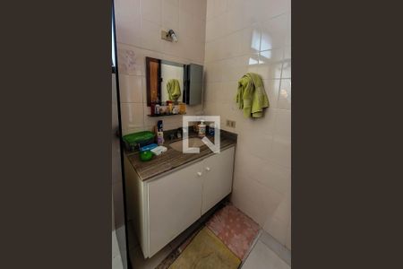 Casa à venda com 325m², 5 quartos e 5 vagasBanheiro da Suíte 4