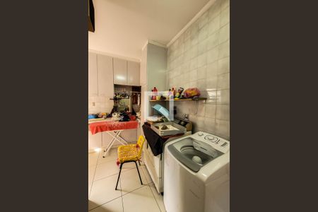 Casa à venda com 325m², 5 quartos e 5 vagasÁrea de Serviço