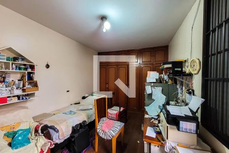 Casa à venda com 325m², 5 quartos e 5 vagasSuíte 2