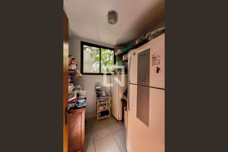 Casa à venda com 325m², 5 quartos e 5 vagasDespensa