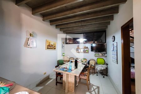 Casa à venda com 325m², 5 quartos e 5 vagasCopa