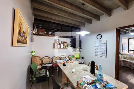 Casa à venda com 325m², 5 quartos e 5 vagasCopa