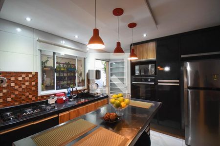 Casa à venda com 107m², 3 quartos e 3 vagasCozinha