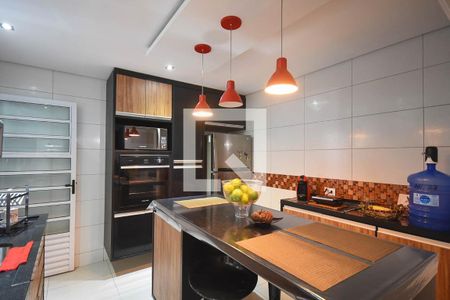 Casa à venda com 107m², 3 quartos e 3 vagasCozinha