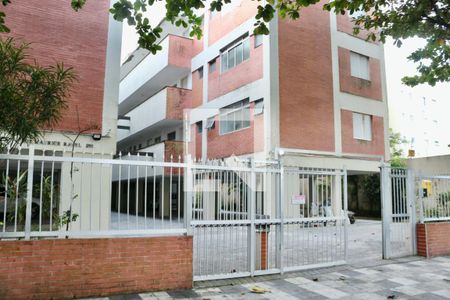 Apartamento para alugar com 70m², 2 quartos e 1 vagaFachada