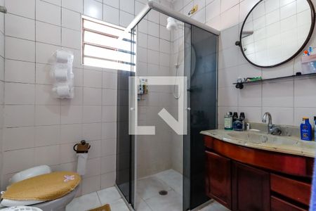 Casa à venda com 115m², 3 quartos e 3 vagasBanheiro
