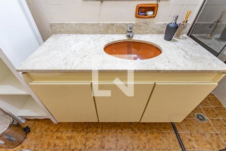 Apartamento para alugar com 76m², 2 quartos e 1 vagaBanheiro