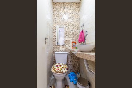 Lavabo de casa de condomínio para alugar com 2 quartos, 54m² em Jardim Nova Cidade, Guarulhos