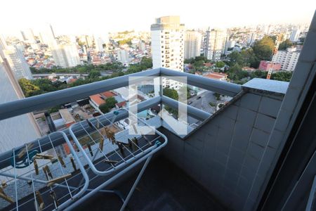 Apartamento à venda com 120m², 3 quartos e 5 vagas Apartamento à venda com 120m², 3 quartos e 5 vagasVaranda