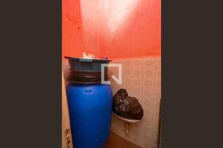 Casa à venda com 170m², 5 quartos e 2 vagasBanheiro de Serviço