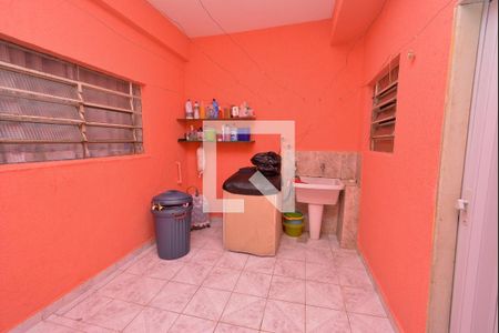 Casa à venda com 170m², 5 quartos e 2 vagasÁrea de Serviço