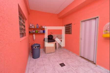 Casa à venda com 170m², 5 quartos e 2 vagasÁrea de Serviço