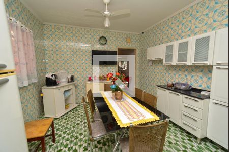 Casa à venda com 170m², 5 quartos e 2 vagasCozinha