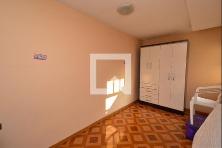Casa à venda com 170m², 5 quartos e 2 vagasQuarto 4