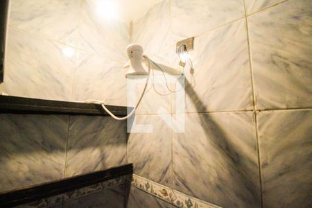 Banheiro de casa para alugar com 2 quartos, 60m² em Vila Jacuí, São Paulo