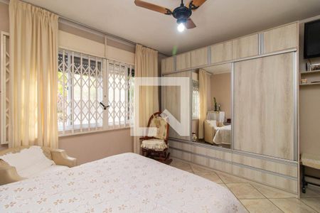 Quarto 1 de casa para alugar com 3 quartos, 170m² em Medianeira, Porto Alegre