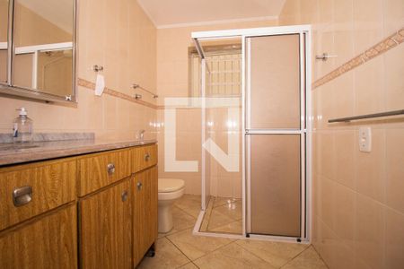 Casa à venda com 170m², 4 quartos e 12 vagasBanheiro