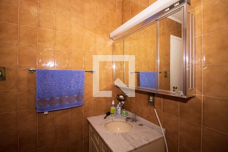 Casa à venda com 170m², 4 quartos e 12 vagasBanheiro