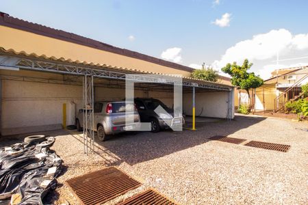 Casa à venda com 170m², 4 quartos e 12 vagasGaragem