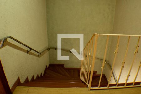Escadas de casa à venda com 4 quartos, 177m² em Planalto Paulista, São Paulo