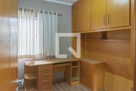 Quarto 1 - Armários de apartamento para alugar com 2 quartos, 57m² em Jardim São Vicente, Campinas