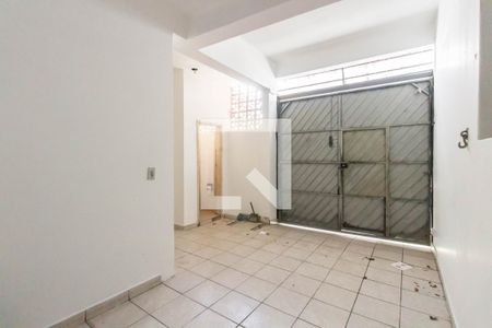 Casa à venda com 200m², 3 quartos e 3 vagas Casa à venda com 200m², 3 quartos e 3 vagasÁrea