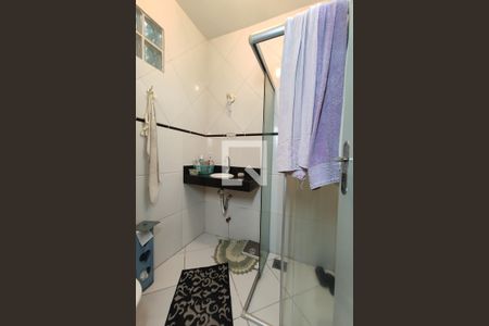 Casa à venda com 154m², 3 quartos e 3 vagas Casa à venda com 154m², 3 quartos e 3 vagasBanheiro da Suíte 2