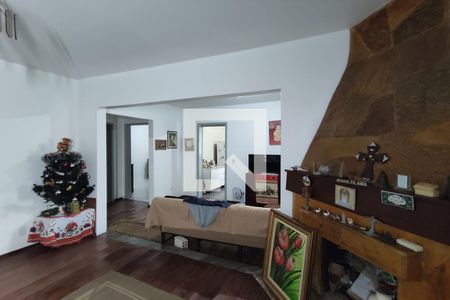 Sala de casa à venda com 3 quartos, 154m² em Santos Dumont, São Leopoldo