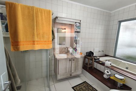 Casa à venda com 154m², 3 quartos e 3 vagas Casa à venda com 154m², 3 quartos e 3 vagasBanheiro da Suíte