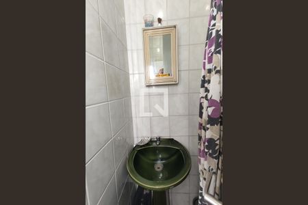 Casa à venda com 154m², 3 quartos e 3 vagas Casa à venda com 154m², 3 quartos e 3 vagasLavabo