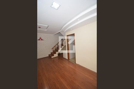 Sala de casa para alugar com 2 quartos, 78m² em Marechal Hermes, Rio de Janeiro
