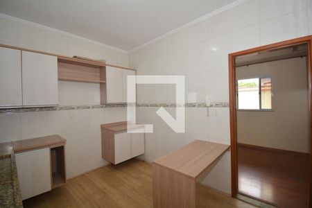 Casa para alugar com 78m², 2 quartos e 1 vagaCozinha