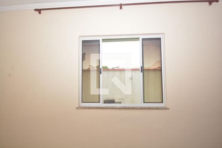 Sala de casa para alugar com 2 quartos, 78m² em Marechal Hermes, Rio de Janeiro