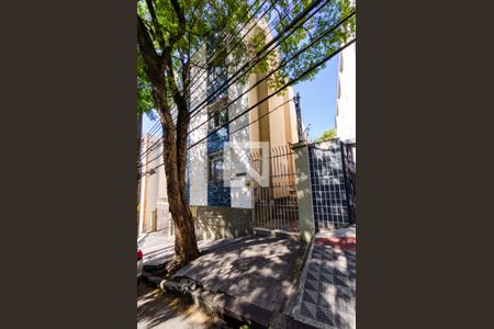 Apartamento para alugar com 120m², 3 quartos e 2 vagas Apartamento para alugar com 120m², 3 quartos e 2 vagasFachada