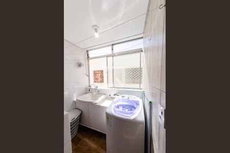 Apartamento para alugar com 120m², 3 quartos e 2 vagas Apartamento para alugar com 120m², 3 quartos e 2 vagasÁrea de Serviço