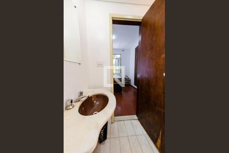 Apartamento para alugar com 120m², 3 quartos e 2 vagas Apartamento para alugar com 120m², 3 quartos e 2 vagasBanheiro