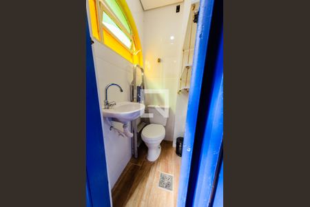 Apartamento para alugar com 120m², 3 quartos e 2 vagas Apartamento para alugar com 120m², 3 quartos e 2 vagasBanheiro de Serviço