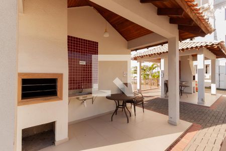 Apartamento à venda com 48m², 2 quartos e 1 vaga Apartamento à venda com 48m², 2 quartos e 1 vagaÁrea comum - Churrasqueira